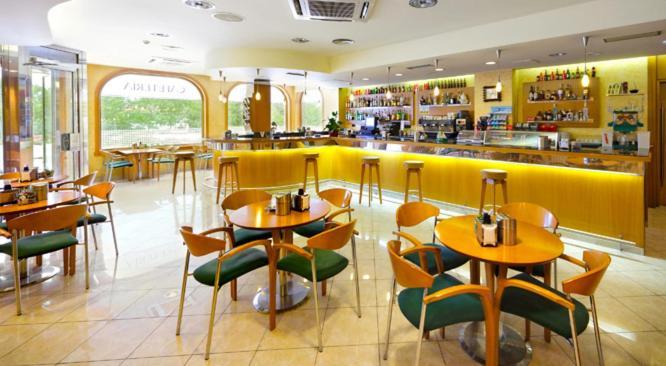 Hotel Florida Артейхо Экстерьер фото
